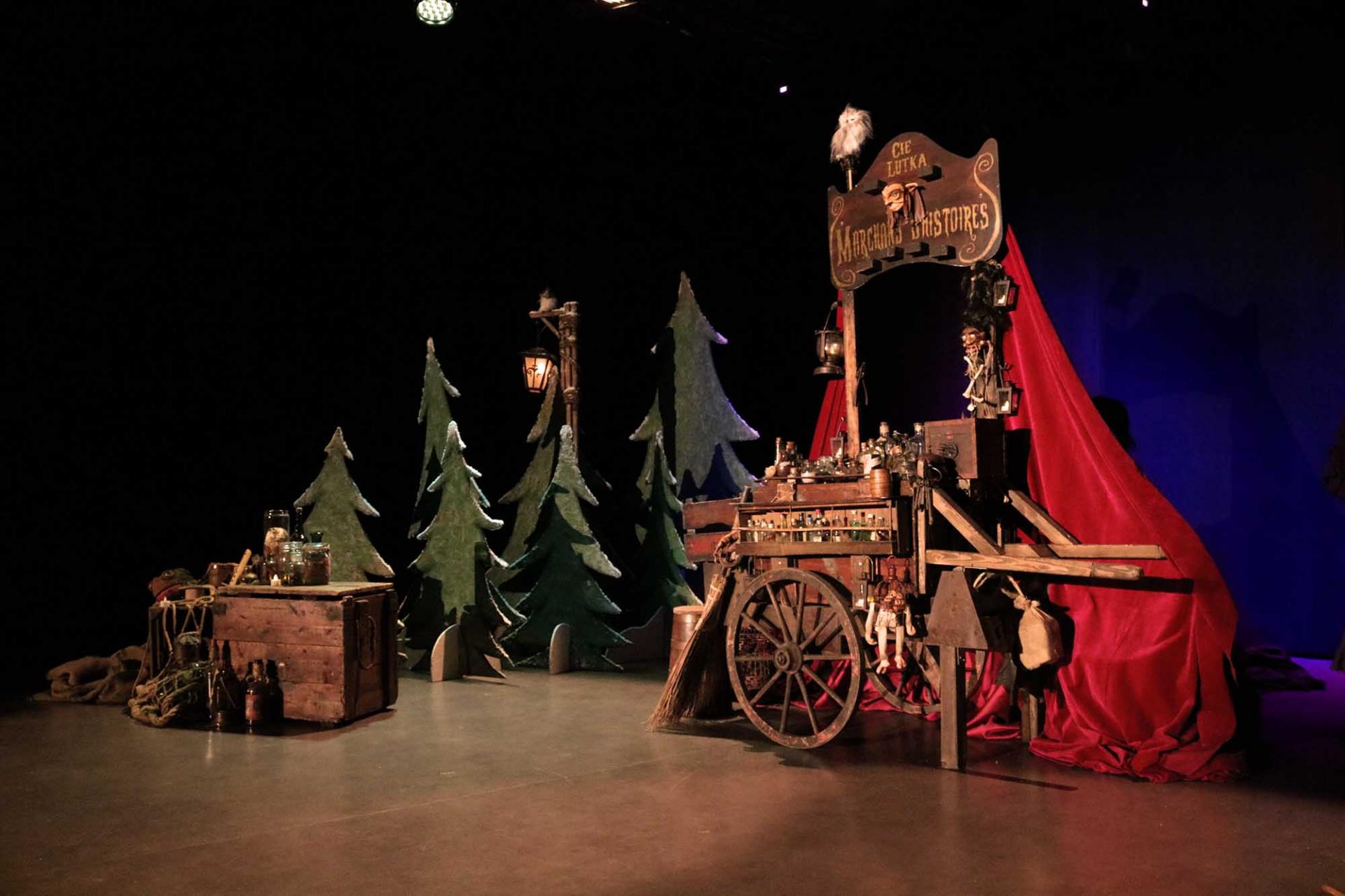 Marchand d'histoires 2 Cie Lutka Marionnettes